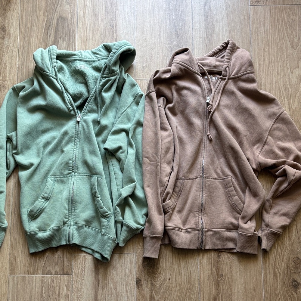 Unisex Hollister Oversized- Sage Green Zip-Up Hoodie